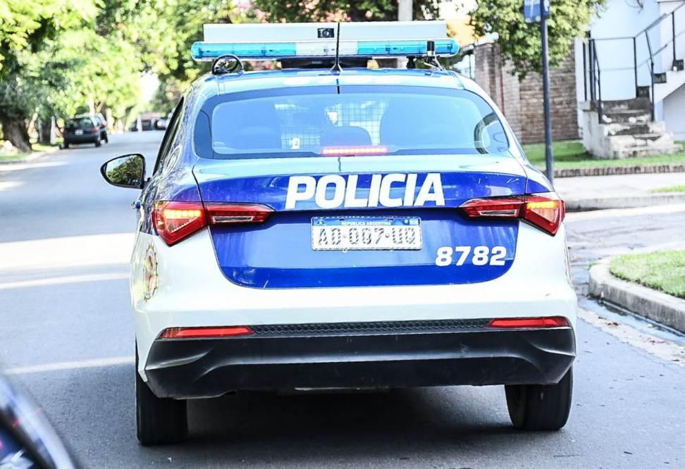 móvil policial by Twitter Policía