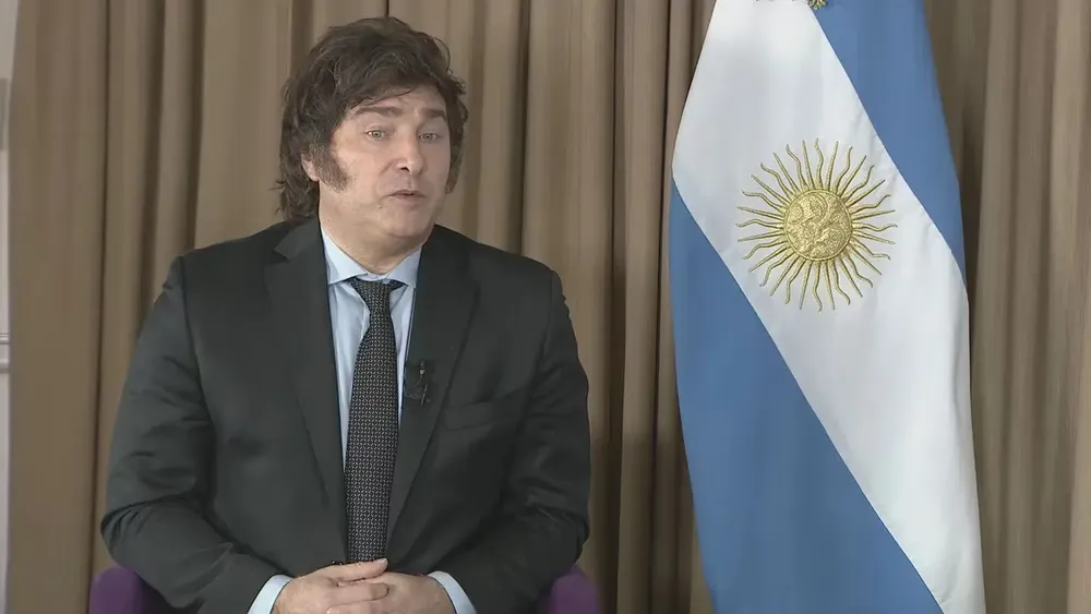 milei-en-a-dos-voces
