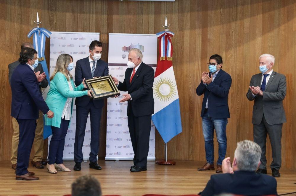 Hugo Pizzi - Reconocimiento en la Legislatura de Córdoba