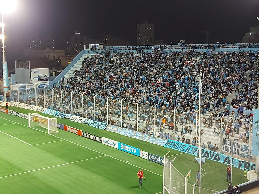 regreso de los hinchas a la cancha de Belgrrano LNM (1)