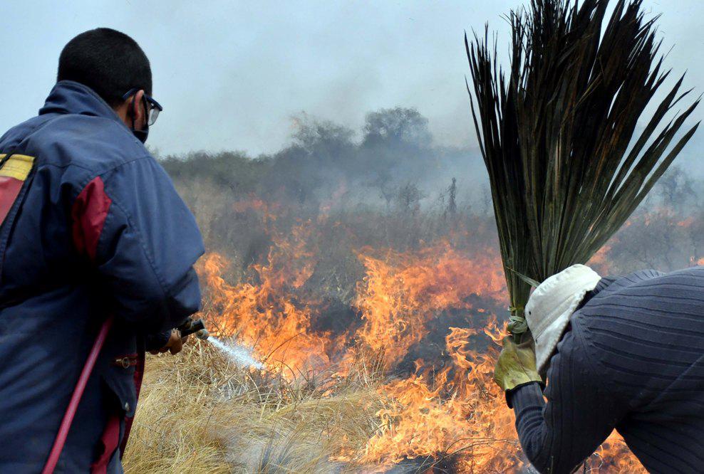 incendios en el norte provincial by Télam