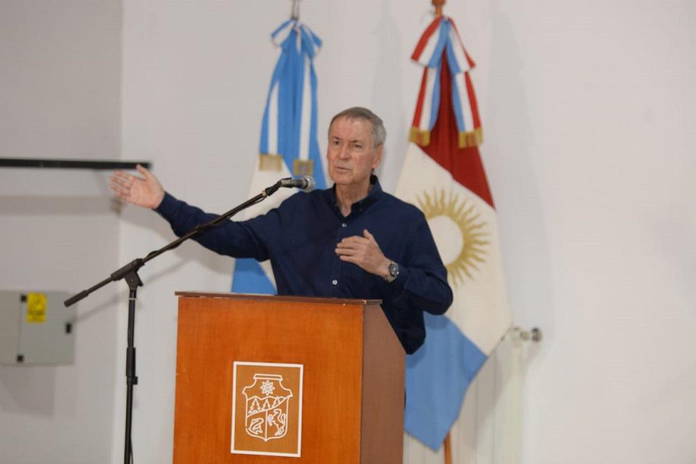 Schiaretti inauguró obras de gas y anunció saneamiento cloacal en Calamuchita