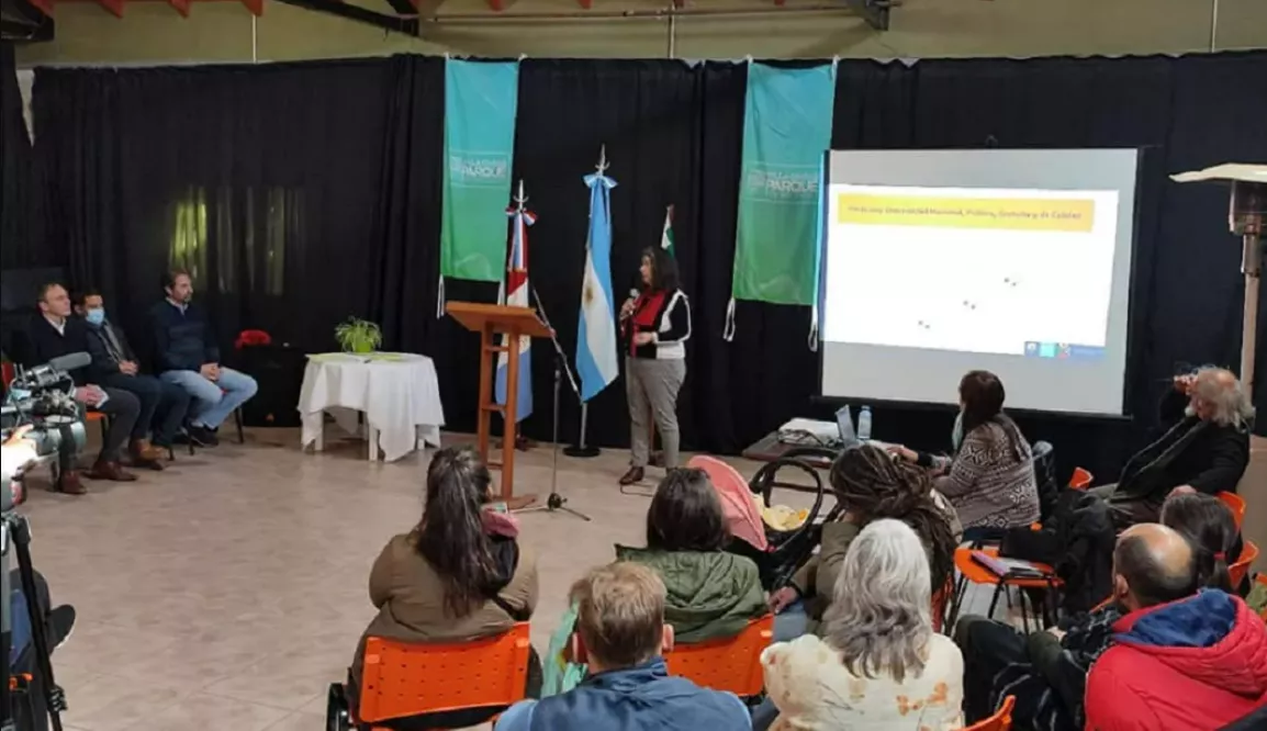 Presentan Univers de Calamuchita by 3rionoticias