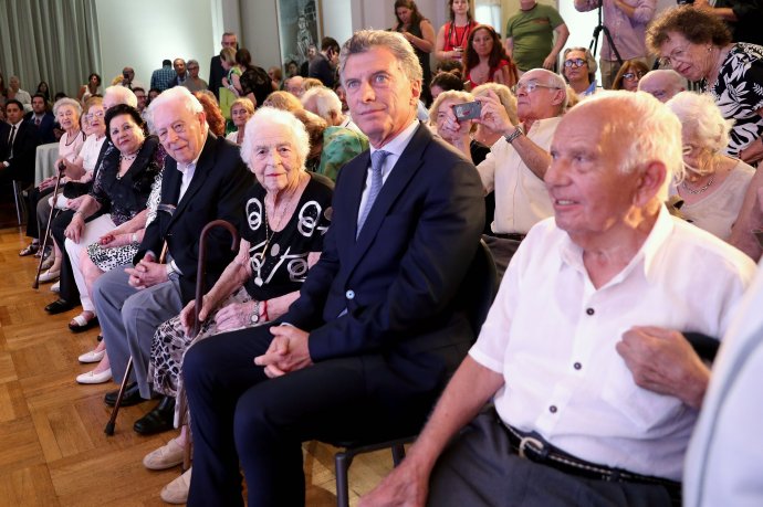 macri amia
