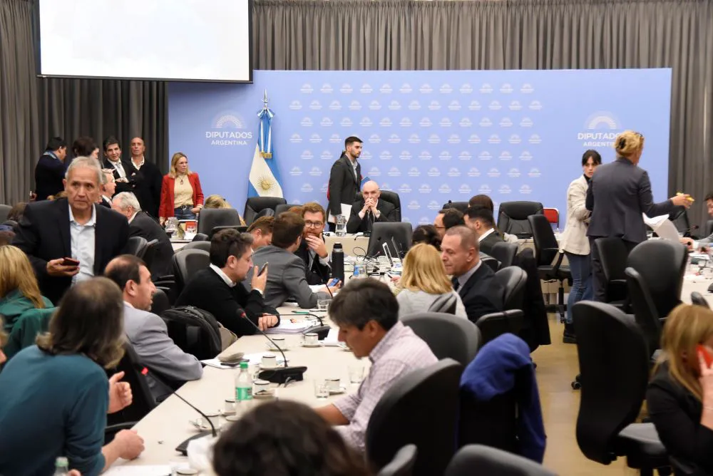 Comis Presupuesto by Diputados