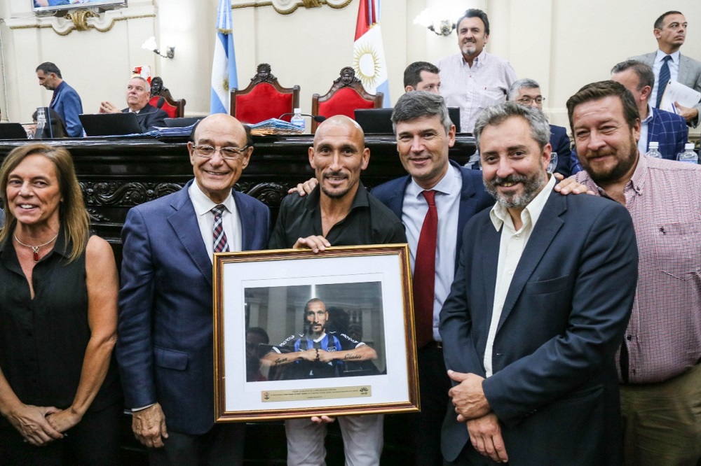 Homenaje Cholo Guiñazu Foto Prensa Legislatura