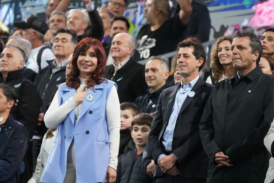 CFK-25-de-mayo by Misiones Online