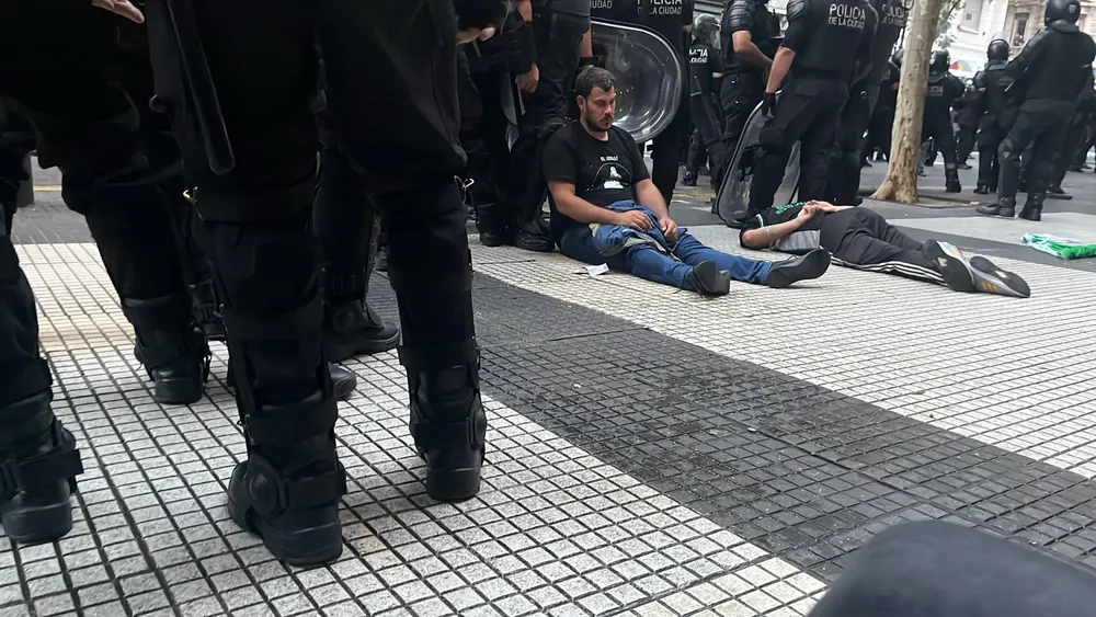 Detenidos en la manifestación por los jubilados (ATE Capital)
