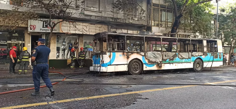 incendio trolebus