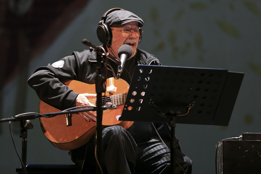Silvio Rodríguez Abuelas by NA