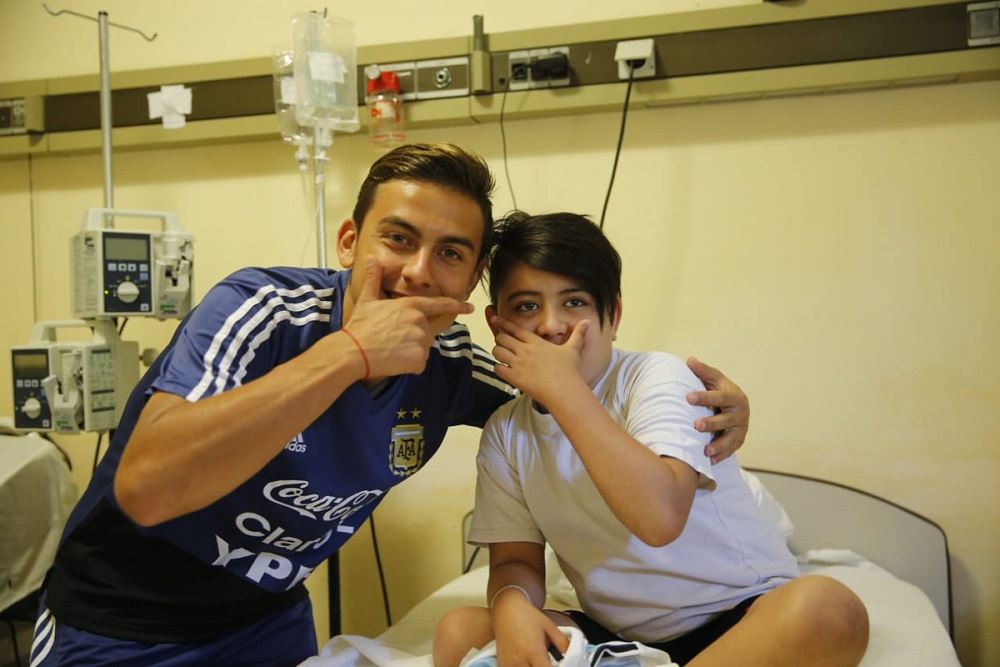 Jugadores de la Selección visitaron el Hospital de Niños de la Ciudad