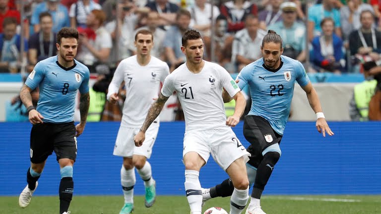 Rusia 2018: Francia le ganó 2 a 0 a Uruguay en cuartos de final