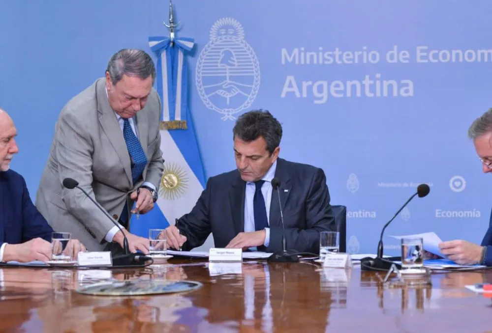 Massa en su despacho by @SergioMassa