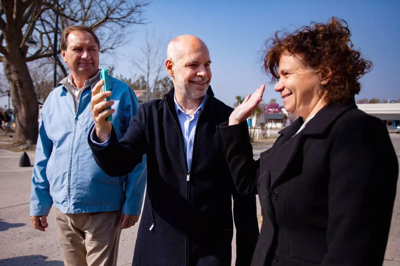 Horacio Rodríguez Larreta con Sara Majorel y Pedro Dellarrossa (Twitter de Rodríguez Larreta)
