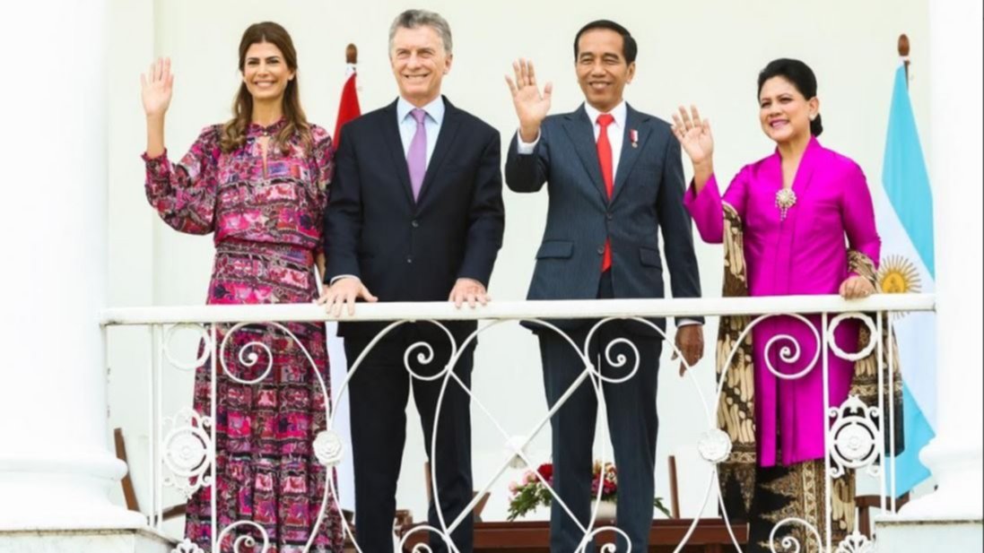 Macri en indonesia by gentileza