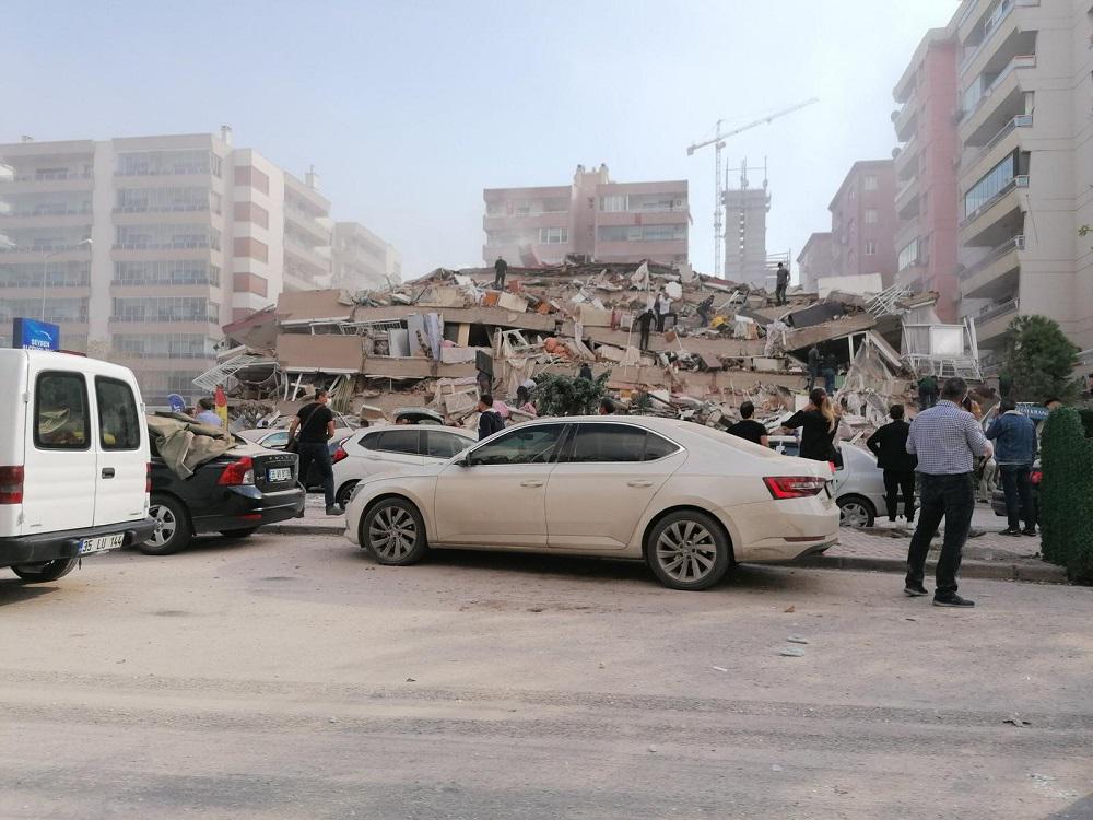 un-fuerte-sismo-de-7-grad_709701