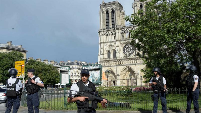 Paris atentado
