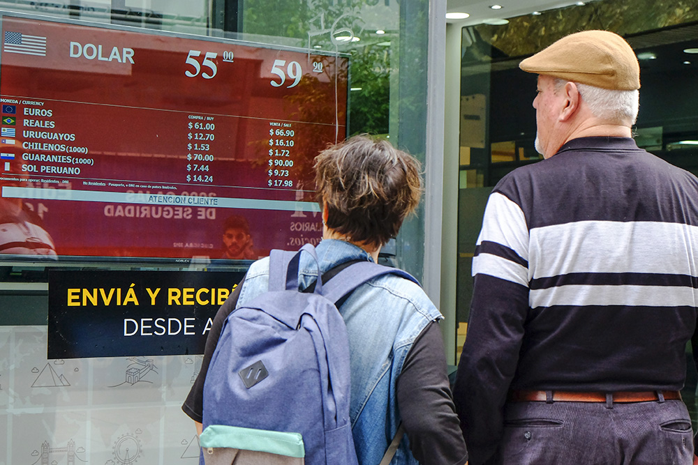 Dolar © NA