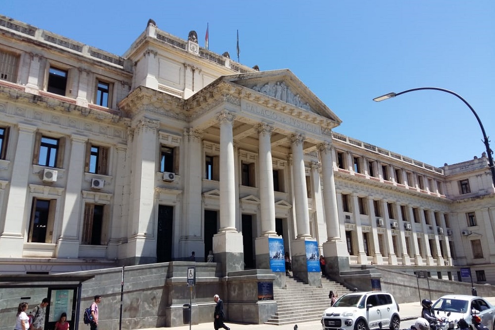 Palacio de Justicia by Igna LNM