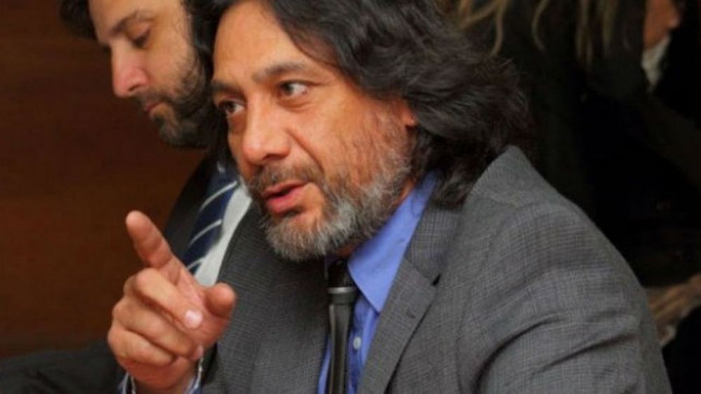 Carlos amad