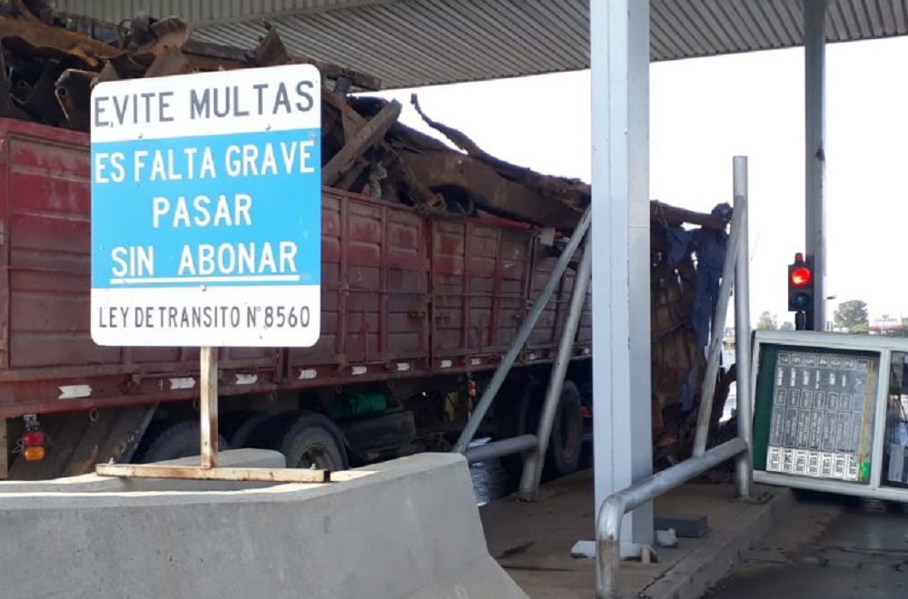 Camión peaje by Mas Radio