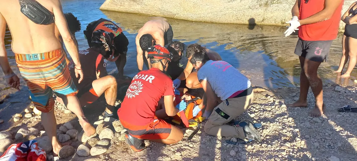 Herido tras golpearse la cabeza en el río de Nono (Policía)