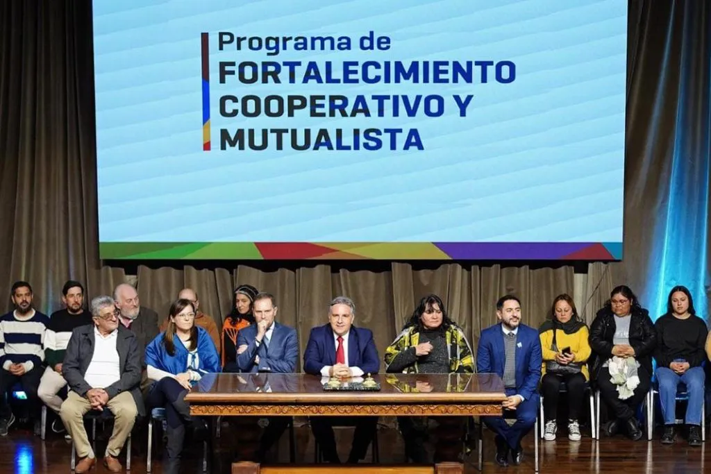 Lanzamiento del Programa de Fortalecimiento de Cooperativas y Mutuales (Gobierno de Córdoba)