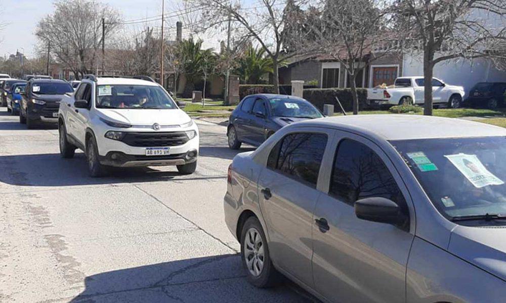caravana por facundo en pedro luro by Twitter