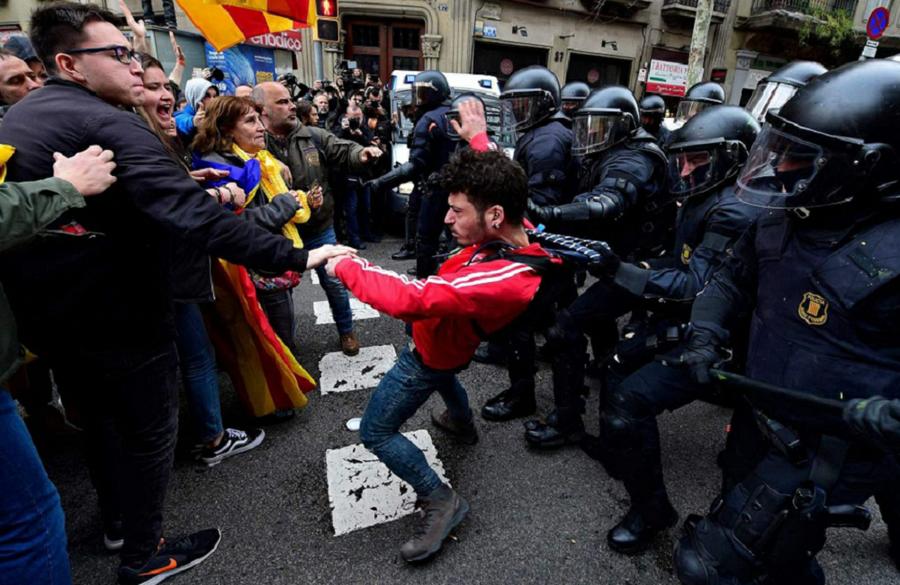 manifestacion arresto puigdemont Barcelona by AFP