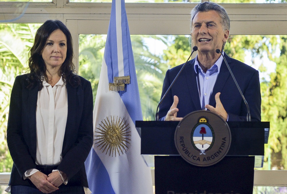 stanley macri by na