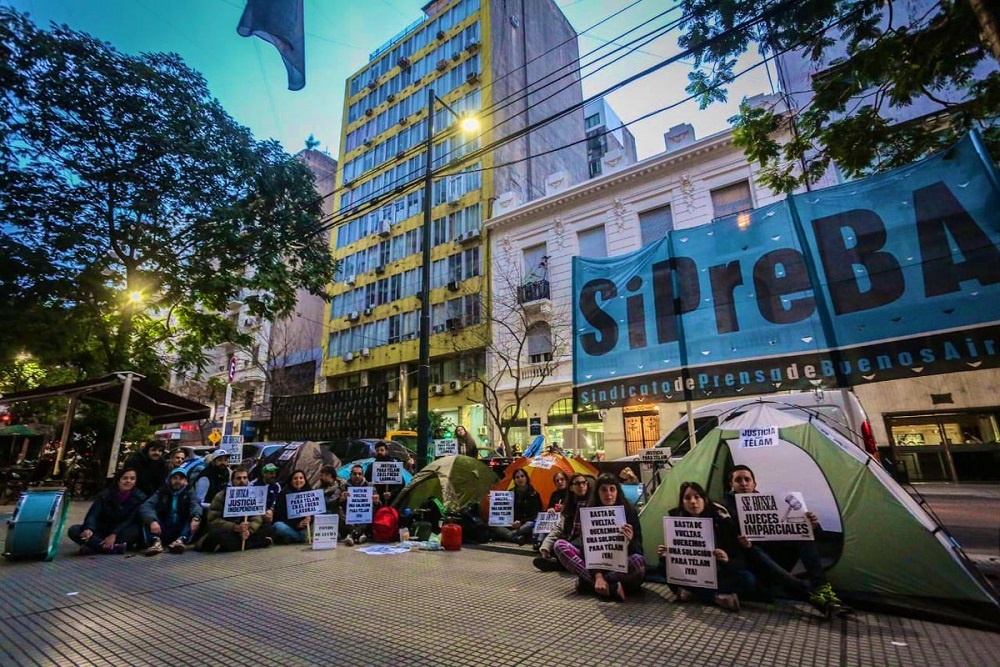 Acampe Télam by Somos Telam