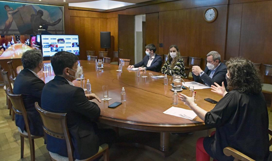reunion min salud con vizzotti @twitter minsaludnacion