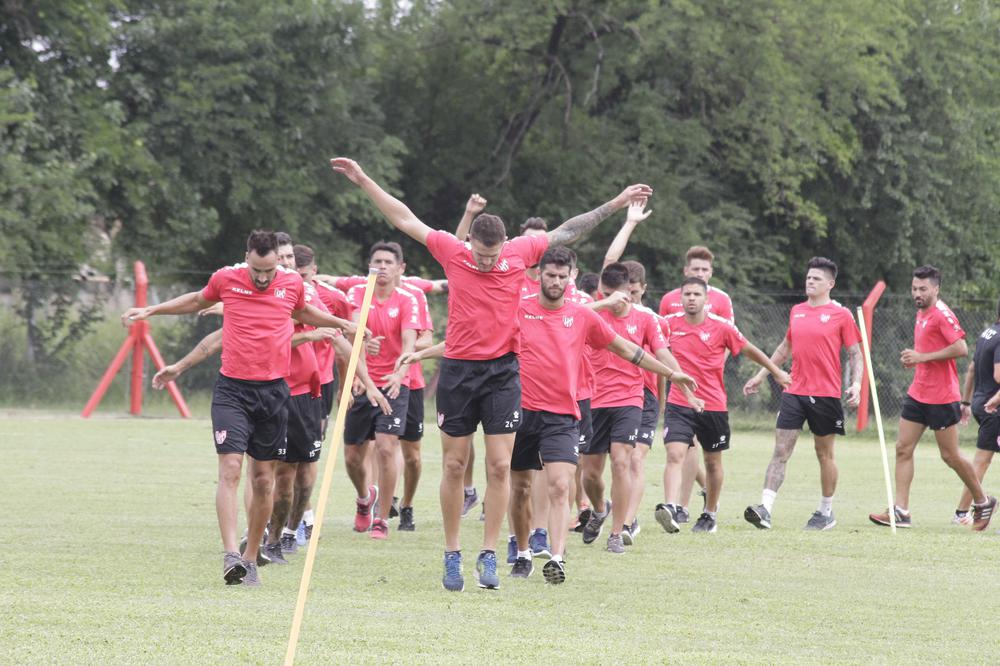 Entrenamiento Instituto en La Agustina - Foto Diego Roscop