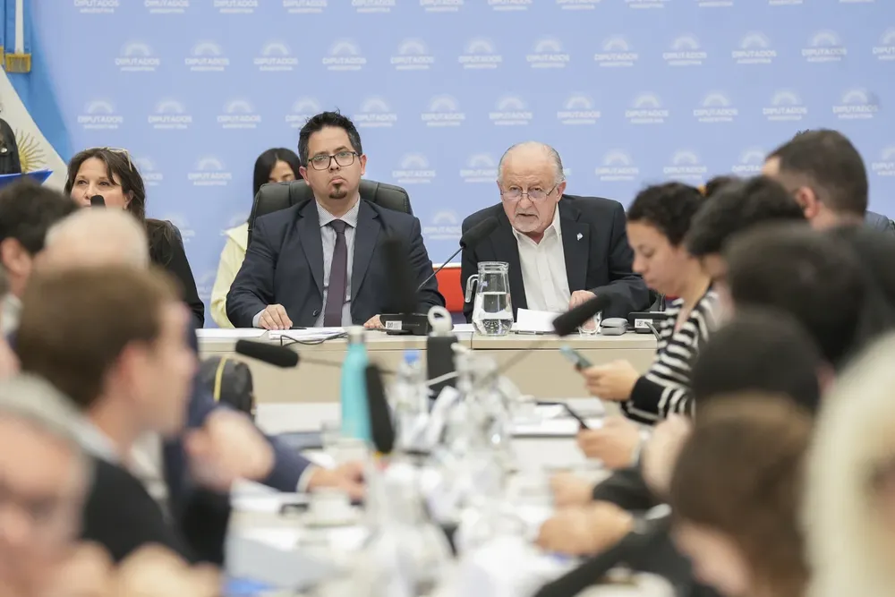 Debate en comisiones sobre el sobreendeudamiento (X de Diputados)