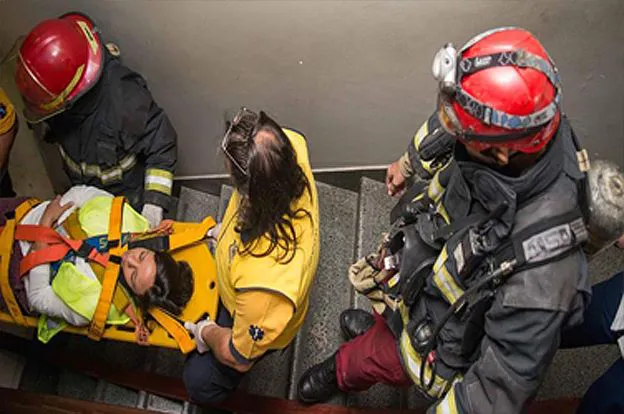 simulacro de incendio by prensa.cba