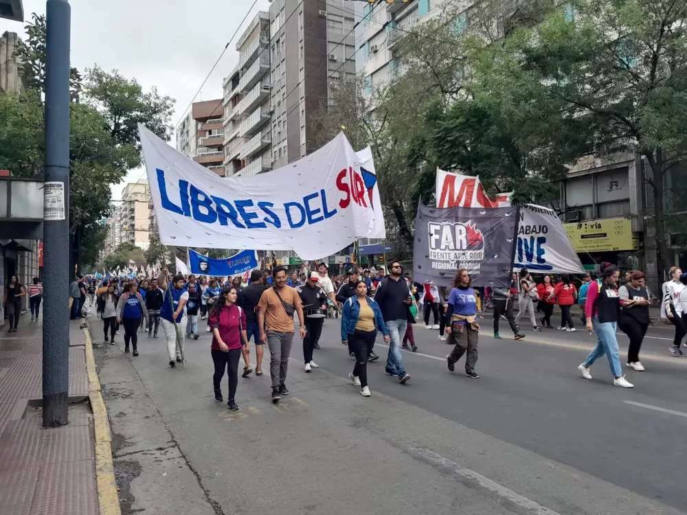 Marcha de Unidad Piquetera en Córdoba (Miguel Apontes . LNM) 3