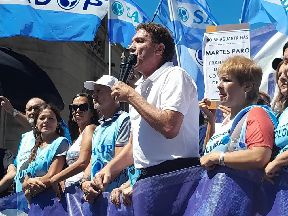 Roberto Cristalli en el paro con movilización de la UEPC (Miguel Apontes)