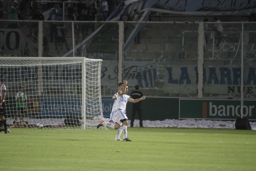 Instituto Racing by Diego Roscop 02