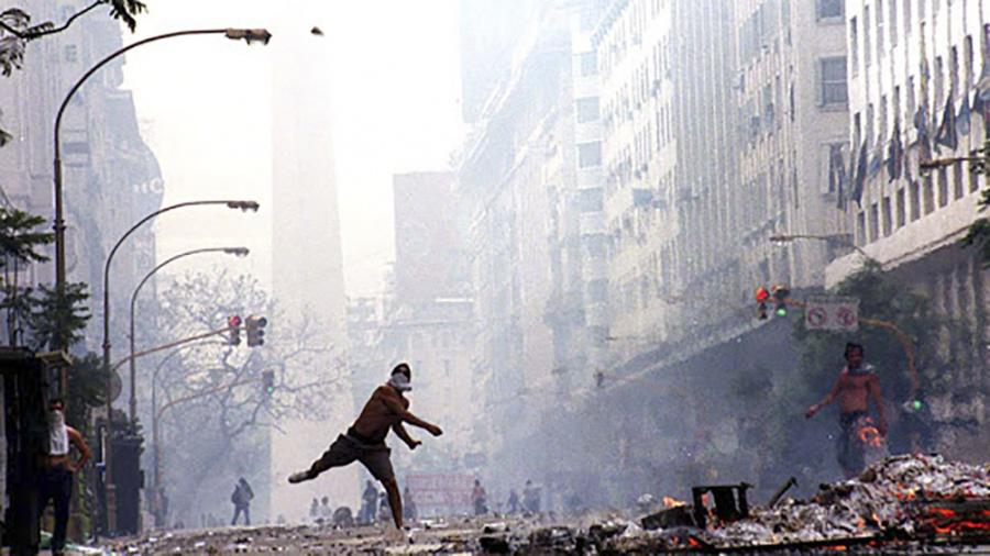 Protesta 2001 Télam