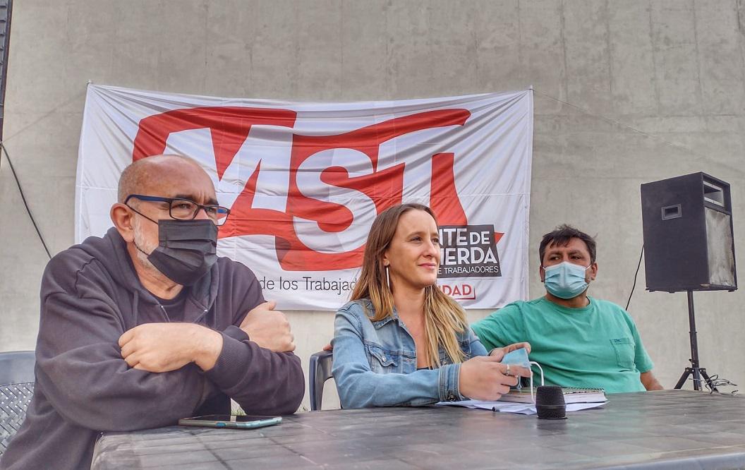 La izquierda lanzó su campaña con un conversatorio al aire libre