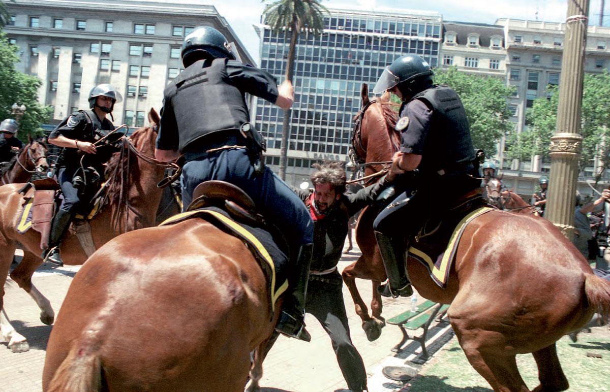 represión 2001