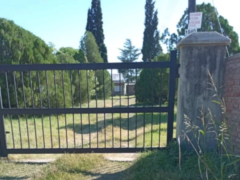 quinta de guiñazú by silvio viotti