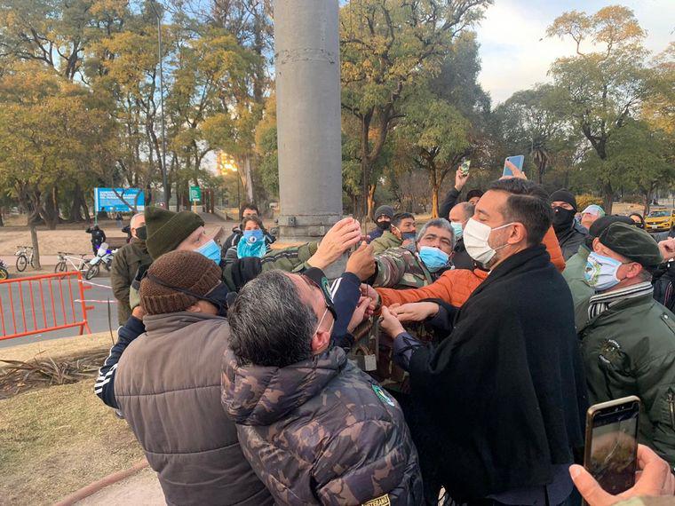 izamiento bandera argentina by Cadena 3