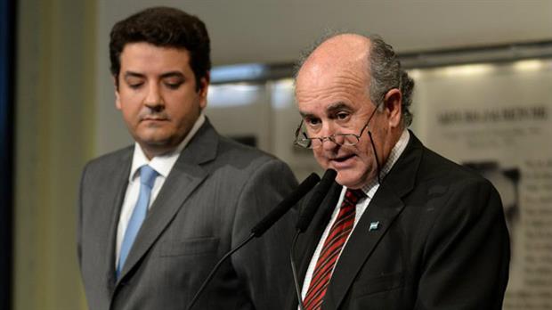 Parrilli y Mena