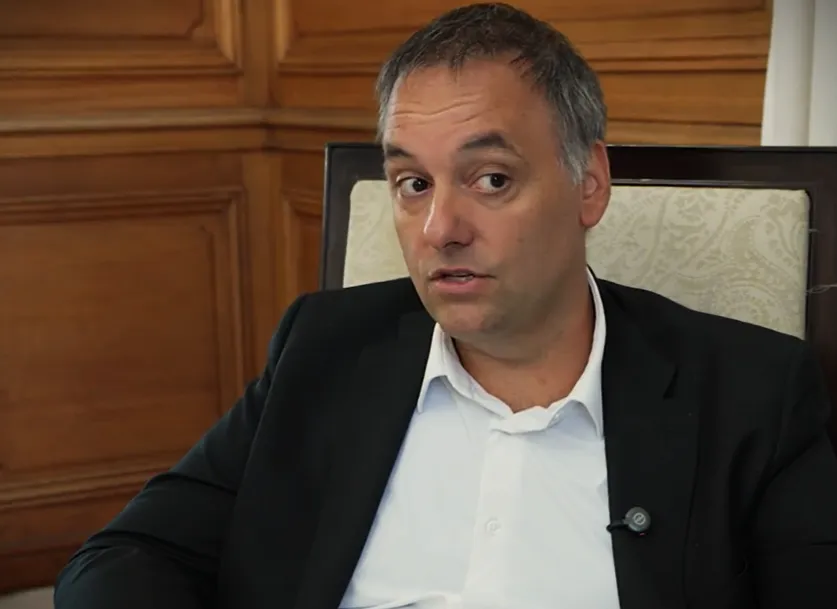 Manuel Adorni (captura) 6