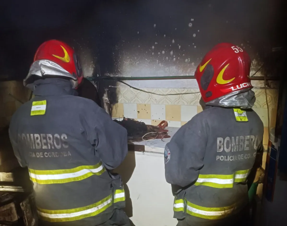 Incendio en Bajada de Piedra (Policía)