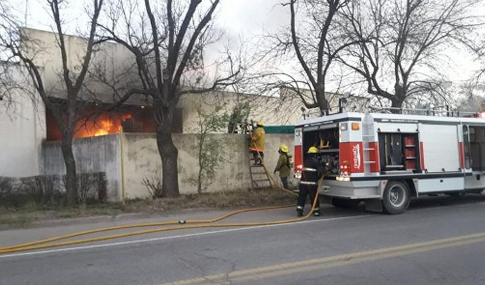 Incendio gentileza Puntal