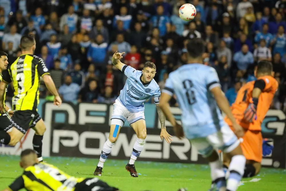 Belgrano vs Brown en el Gigante. by CAB