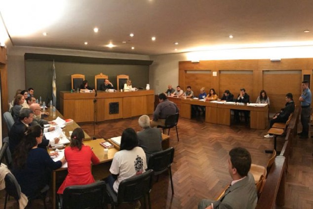 franco amaya audiencia by Carlos Paz Vivo