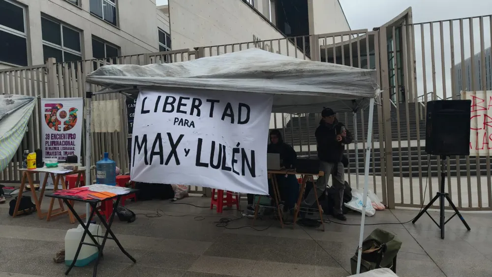 Max y Lulén by Bahía De Palma